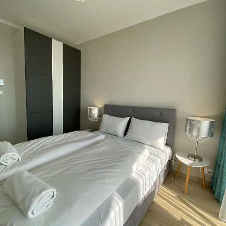 Apartament Max Panorama Apartman By Bltn